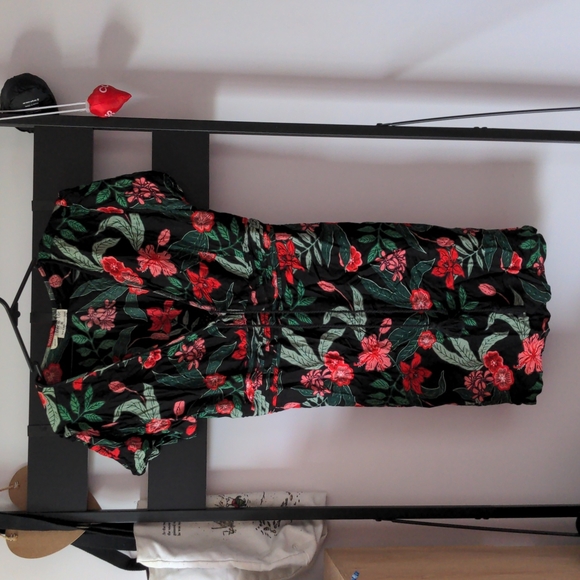 Tree of Life Dresses & Skirts - Beautiful Tree of Life dress in black and red floral size AU XL